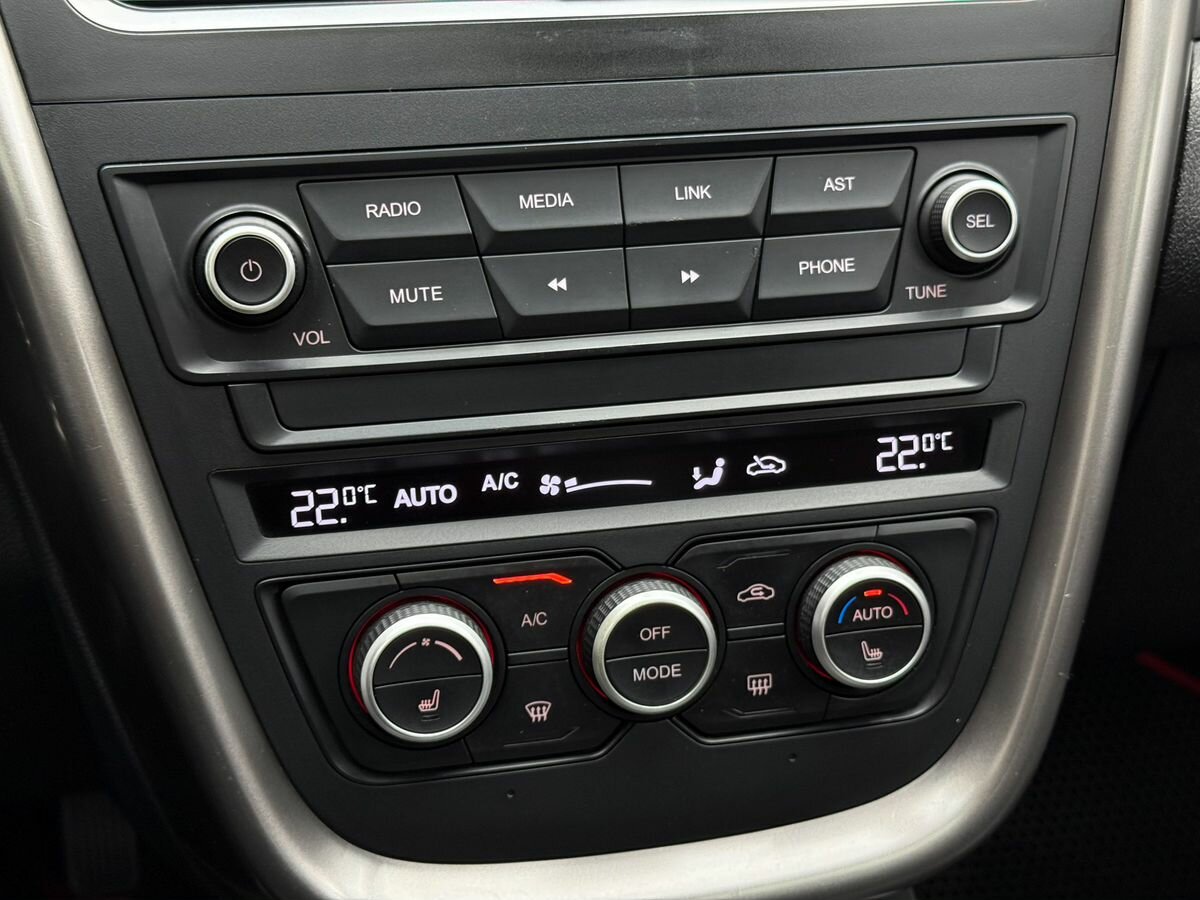 Купить FAW Besturn X80 I Рестайлинг, 2018, 83 365 км, фото №14