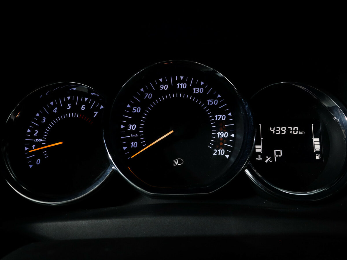 Купить Renault Logan Stepway II Рестайлинг, 2022, 44 000 км, фото №9