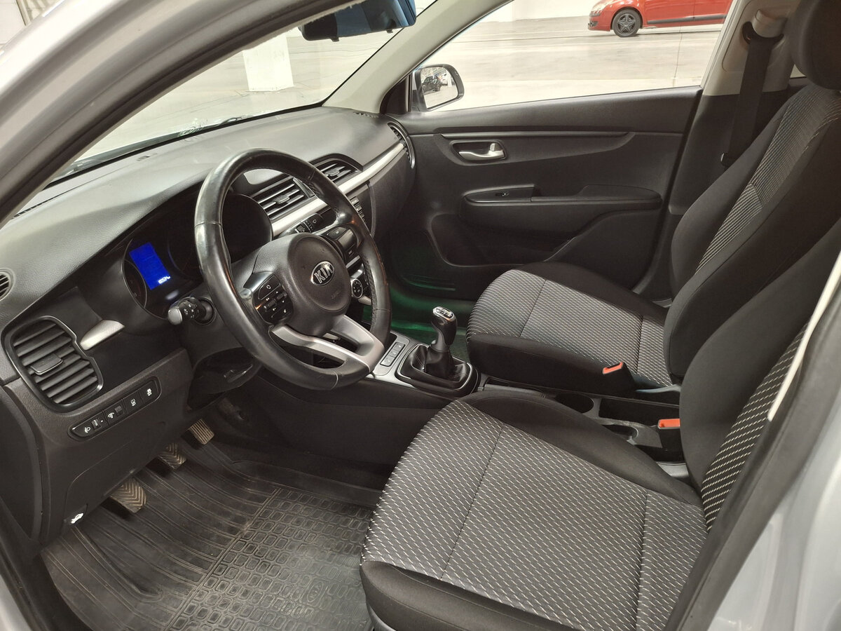 Купить Kia Rio IV, 2017, 180 535 км, фото №15