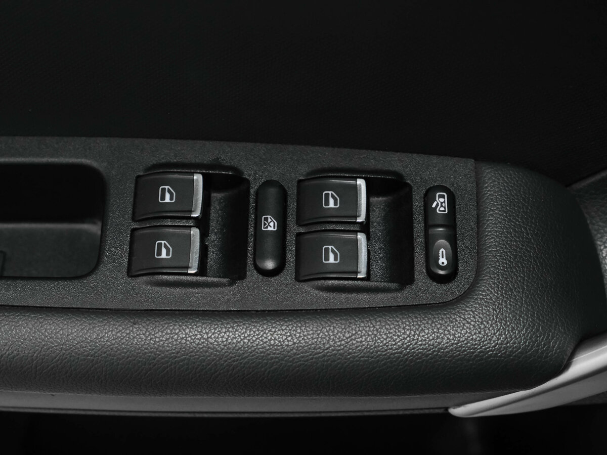 Купить Chery Tiggo 3 I, 2018, 99 000 км, фото №9