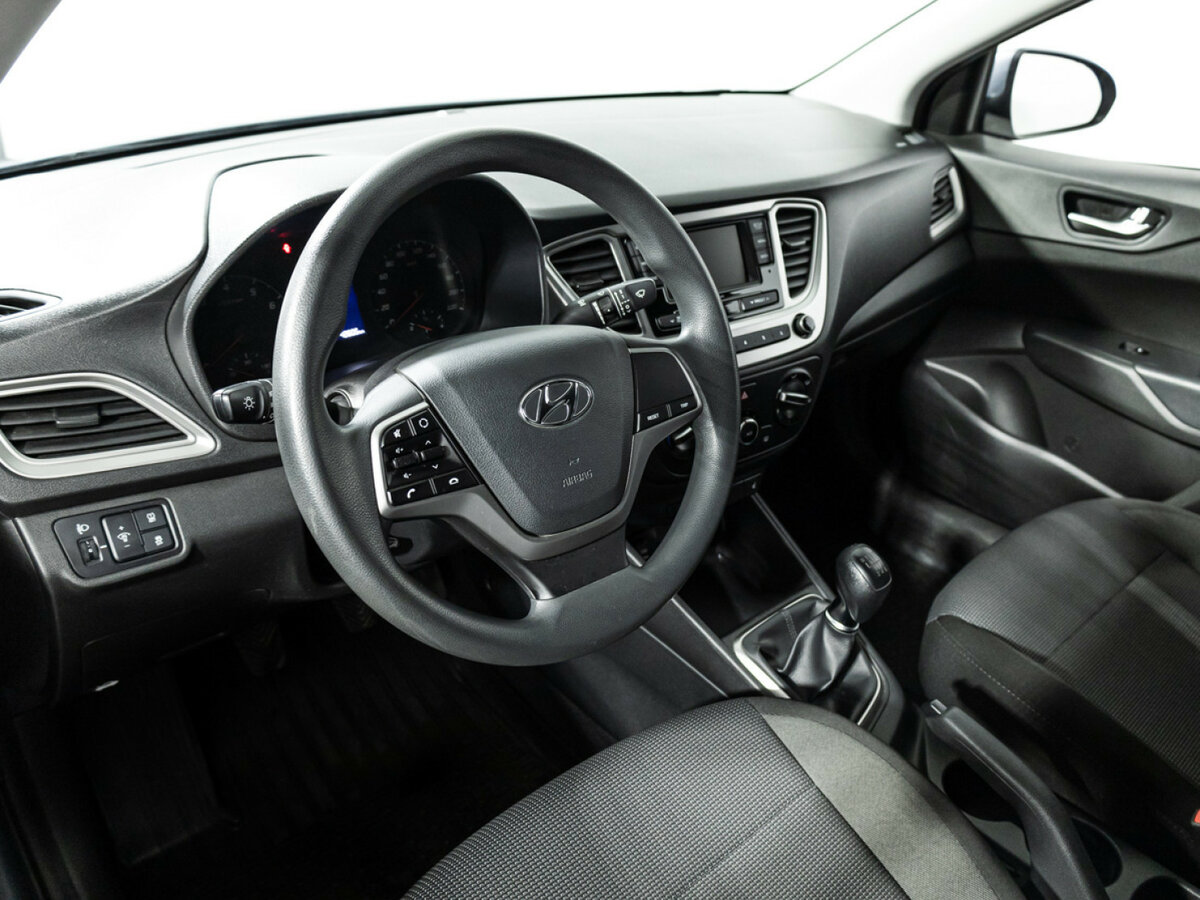 Купить Hyundai Solaris II, 2020, 42 600 км, фото №11